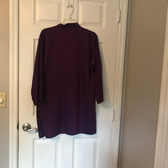 VL Collection Enterprises Pakistan Purple Embroidered Blouse - Picture 3 of 9